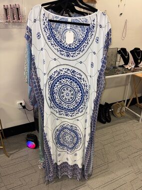 Women’s dress